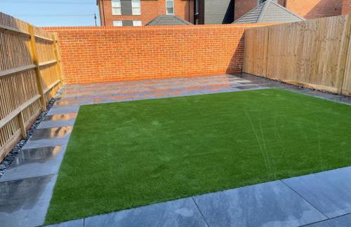 MODERN 4 BEDROOM HOUSE WITH GARDEN & PARKING - Foto 49