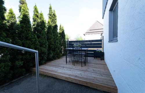 FEWO-LAVEES moderne zentrale FeWo nahe OMV Wacker Kliniken Burg -Eigener Eingang-Schlüsselloser Check in - Foto 44