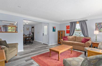 4BR Home Near Lake Pepin & Venues - Wildflower Cottage - Foto 7