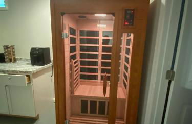 Cozy 2BR suite w Sauna - Foto 24