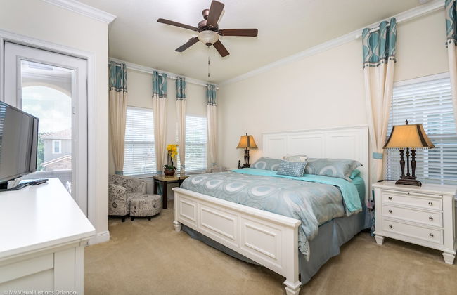 Elegant 5 BD, 5 BH Villa - Foto 8