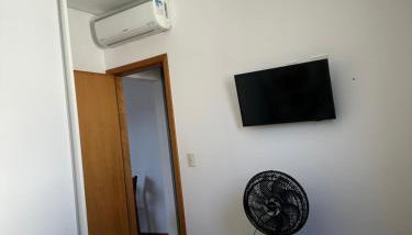 Piscina,sauna ,ar condicionado a 30passos da Bacutia - Foto 2