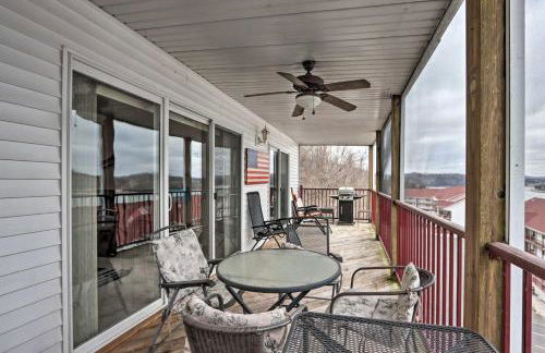 Community Pool and Dock Lake of the Ozarks Condo! - Foto 21