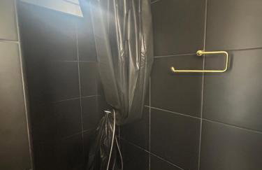 Superbe studio neuf avec balcon - Foto 10