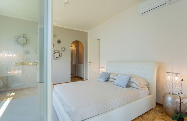 Villa Bianca - Front Lake Pool - Foto 32