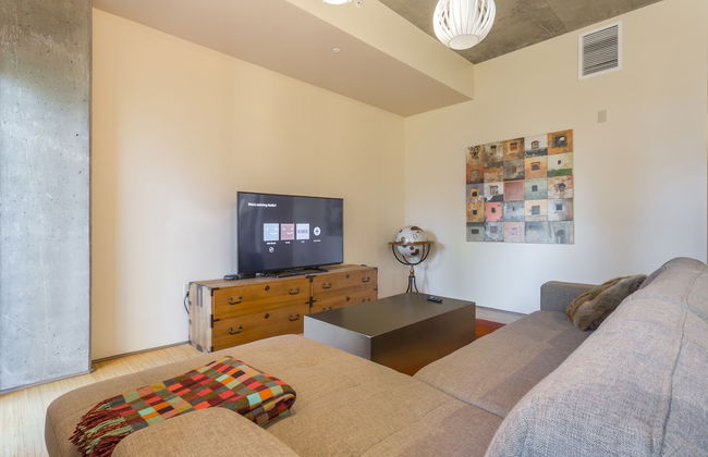 Domicile Suites at Mark on 8th - Photo 19