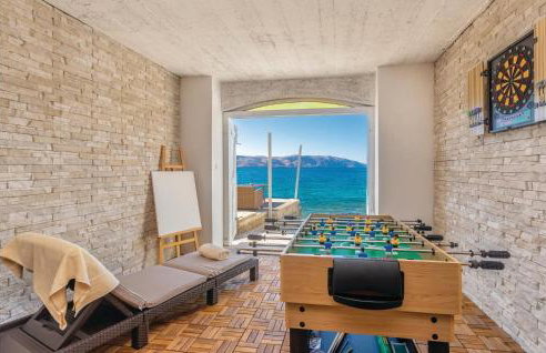 Lovely Home In Josinovac With Wifi - Photo 3