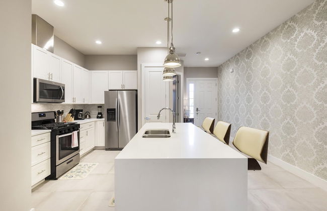 4 BR 4 BA Villa 5min Disney BBQ Hot Tub - Foto 5