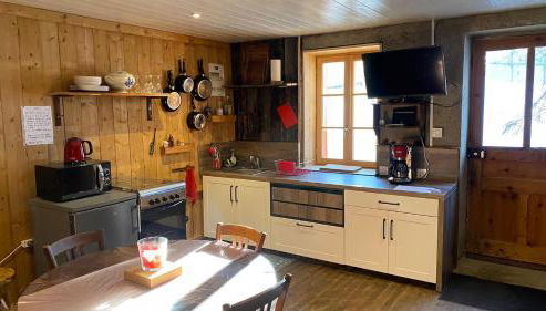 Le refuge de Marius - logement de colpoteur - Photo 3, stove, pet friendly