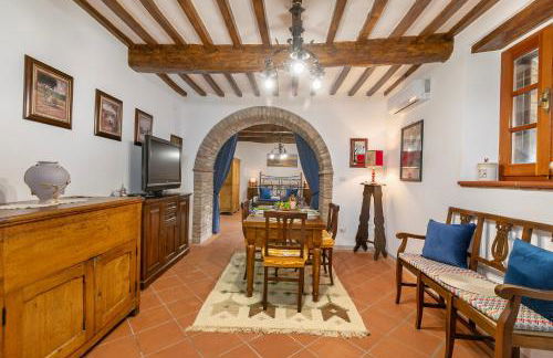 Borgo Panicale with Shared Pool and Garden - Photo 6