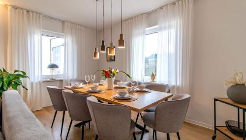 Stilvolles City-Apartment I WLAN l Küche I Zentral I 8P - Foto 5