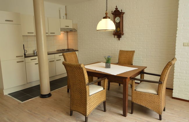 Snug Apartment in Schin op Geul Near Public Pool - Photo 14