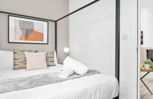 Stylish Apartment - High Speed Internet & Free Netflix - Near City Centre - 2MR - Foto 20