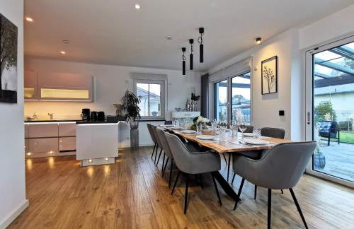 BohnApartments Luxury Villa Berlin - 210qm - Wintergarten - Kamin - 4 kostenlose Parkplätze - 6 Schlafzimmer - Neubau - Luxusausstattung - Foto 10