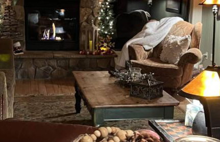 Secluded and Cozy Townhome at Tripp Lake - Foto 8