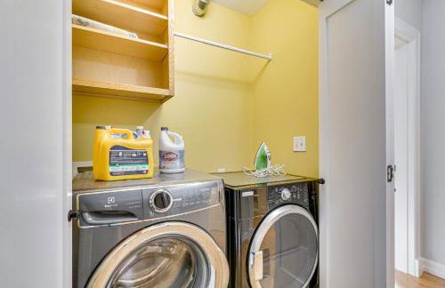 5 Mi to Oregon Zoo Spacious Retreat with Patio - Foto 21