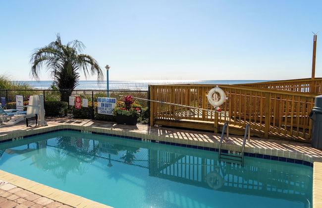 Beach Club at Montego Inn - Photo 69