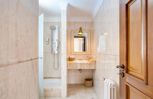 Ericeira Vila Martinho - Piscina e Vista Mar, by Hopstays - Foto 43