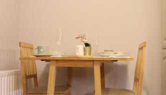 Last-Minute Escape l The Grey Door 2 Bed Cottage Banbridge Parking Private Garden l Nestled Property Management - Foto 5