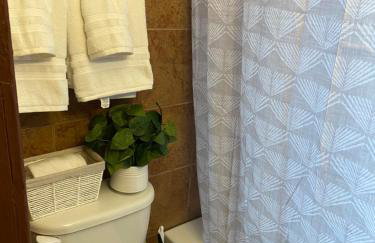 Casa ubicada 6 minutos del centro 6 minutes to Downtow No permited partys or smoking - Foto 23