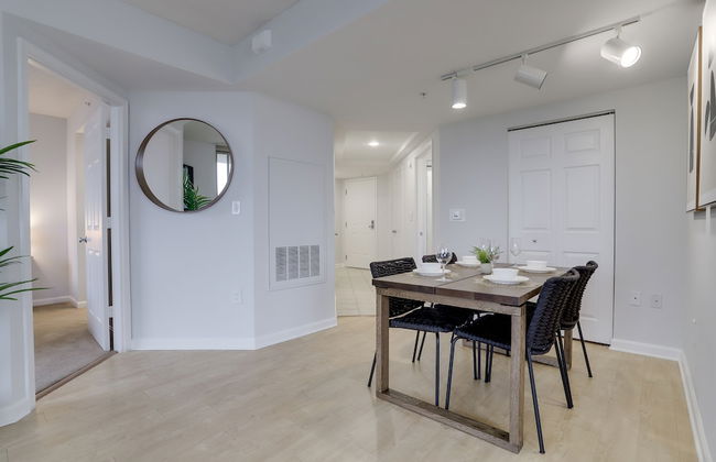 Spectacular Condo At Ballston With Gym - Photo 17