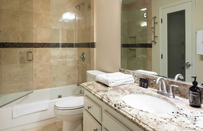 Villa Valencia by Avantstay Entertainers Dream w/ Outdoor Kitchen, Spa & Views - Foto 26