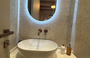 ARGO Luxury Suites - Photo 9