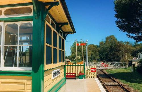 Wisteria Lodge, beautiful home in a great location - Foto 38