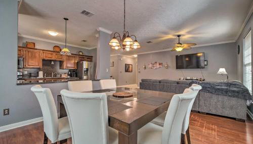 Cozy Family Retreat - 10 Mi to Lake and Trails! - Foto 5