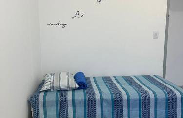 Novidade na Enseada Azul! Apto com churrasqueira, área gourmet e Ar condicionado a 150m da praia - Foto 13