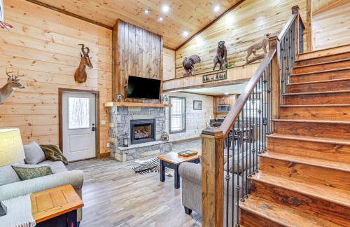 Pet-Friendly Yard! Nature Escape in Forest City - Foto 13