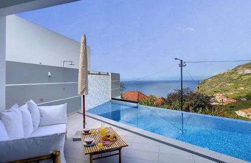 Noah - Private Sunset Hideaway by LovelyStay - Photo 2