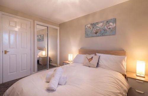 ArcView - SEC Hydro Two Bed Flat With Free parking and Great View - Foto 12