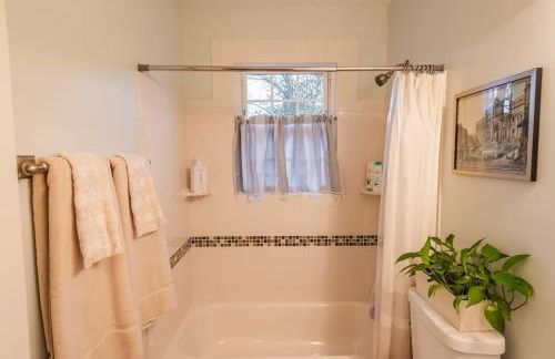 Cozy East Nash Home w Big Yard - Foto 58