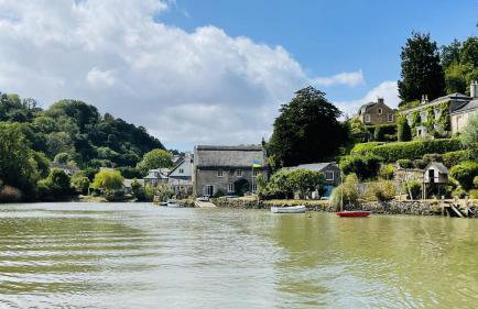 Duck Cottage - Waters Edge, Exclusive Village Location - Photo 42