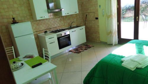 Green House - Photo 5