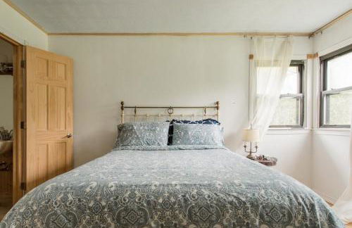 Southampton Village, 2 Fireplaces, Walk to All - Foto 12