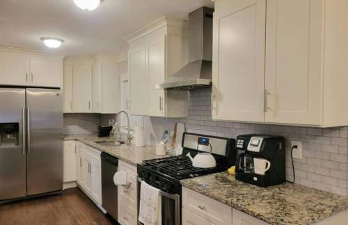 Refreshed!! Private 4BRMs 2 Bath - 2 King Beds!! - Foto 10