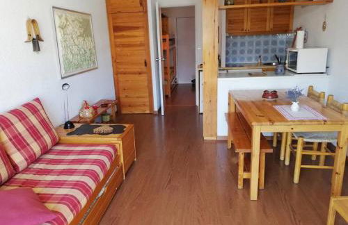 Studio confortable au Sauze avec balcon, proche pistes - FR-1-804-59 - Foto 3