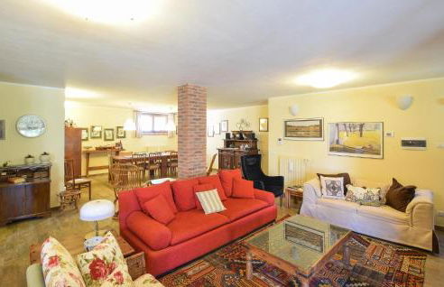 Cozy Home In Pozzol Groppo With Wifi - Foto 19