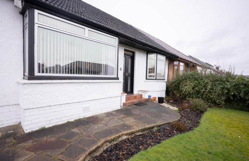 Spacious Home 10 mins to Airport & Braehead - Pass the Keys - Foto 34