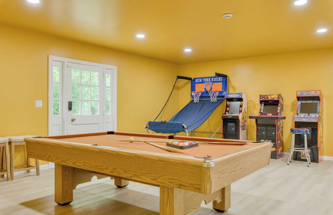 Game Farm Villa by Avantstay 10bdr, Private Pond, Spa, Pool Family-friendly - Foto 5