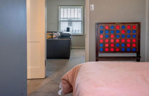 Historic Route-66 Bungalow - Photo 3