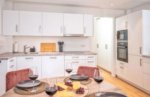 FeWo Zirbenruhe: zentral & modern mit Naturflair - Photo 9