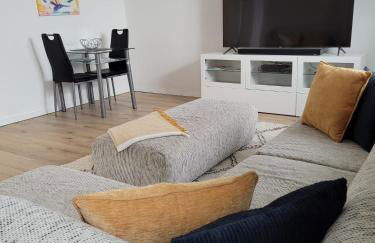 Großzügiges Appartement in der Festspielstadt - Photo 1