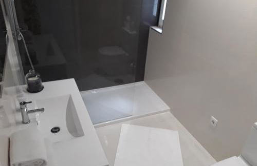 VIANA é AMOR apartamento no centro histórico - Foto 16