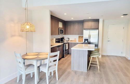 NEW Modern Condo FREE Parking & High Speed Wifi - Foto 5