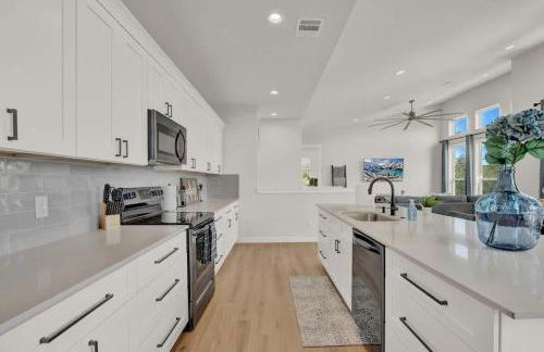 Stunning Lake Home With Pool-beach-gym-boat Access - Foto 29