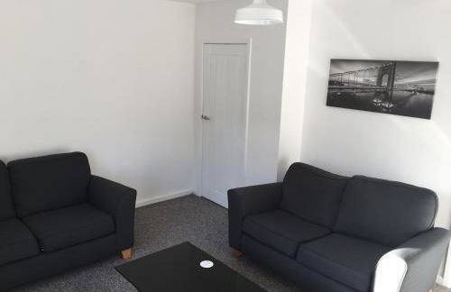 Mauds House- 3 Bed & 2 bath with Double drive - Foto 25