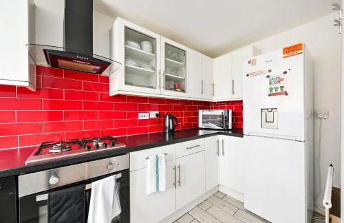 Spacious 5-Bedroom Family Home in Greenwhich - Foto 12